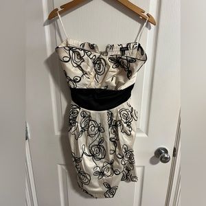 Le Chateau White and Black Strapless Dress